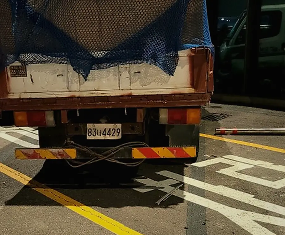 고령 신안리 모텔 바닥 철거 작업 전후 3